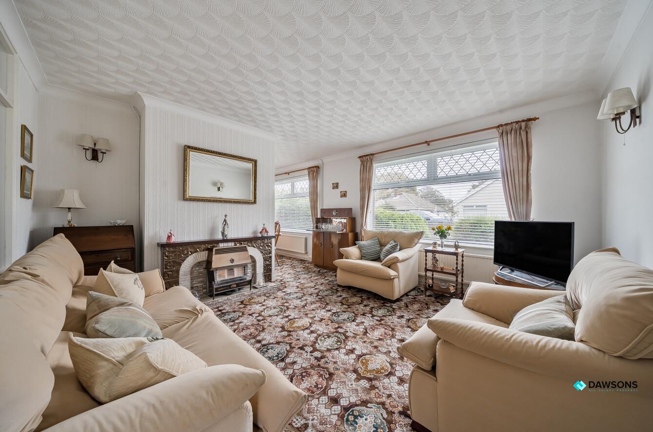 Moorland Avenue, Newton, Swansea, SA3 4UA